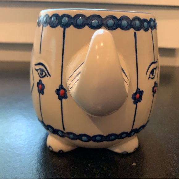 Yokohama Studio Elephant Mug - Picture 1 of 6